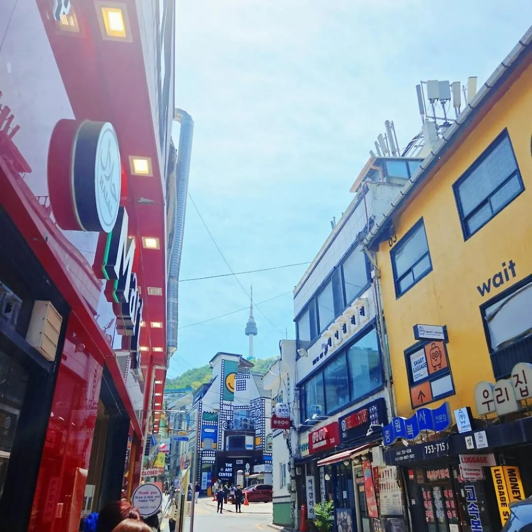 Look Home Guesthouse Seoul Hostel