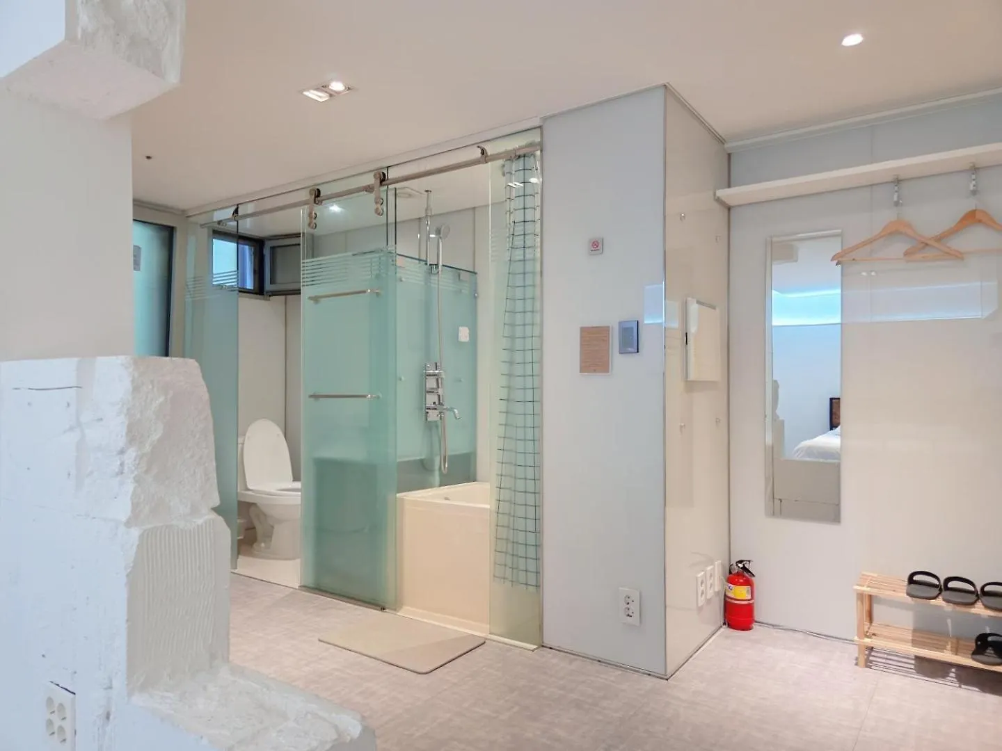 Look Home Guesthouse Seoul Hostel